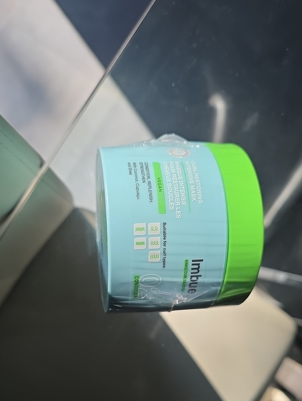 Hydrating Hair Conditioner Mask — Light Blue & Lime Green